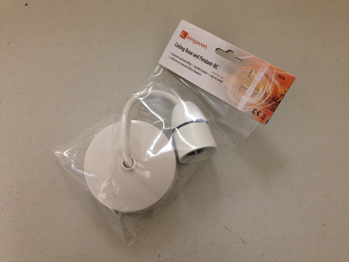 CEILING ROSE & PENDANT BULB FITTING LIGHT LAMP PLASTIC BRITISH STANDARD CA88