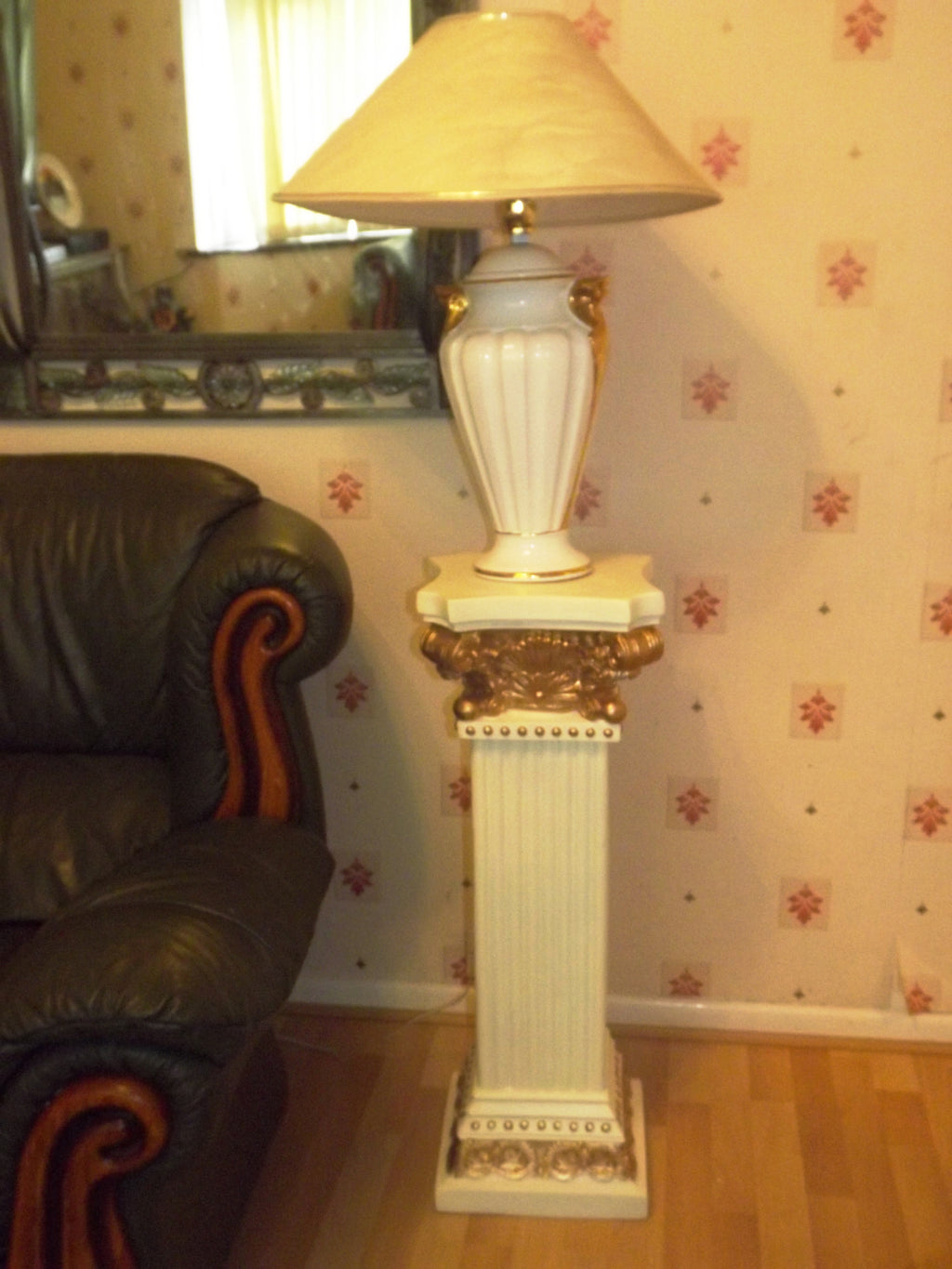 Large Pedestal victorian chic stands Posch Entrance Decorative Plant Flower photo medal plinth statue column pot display  Stand Pair 