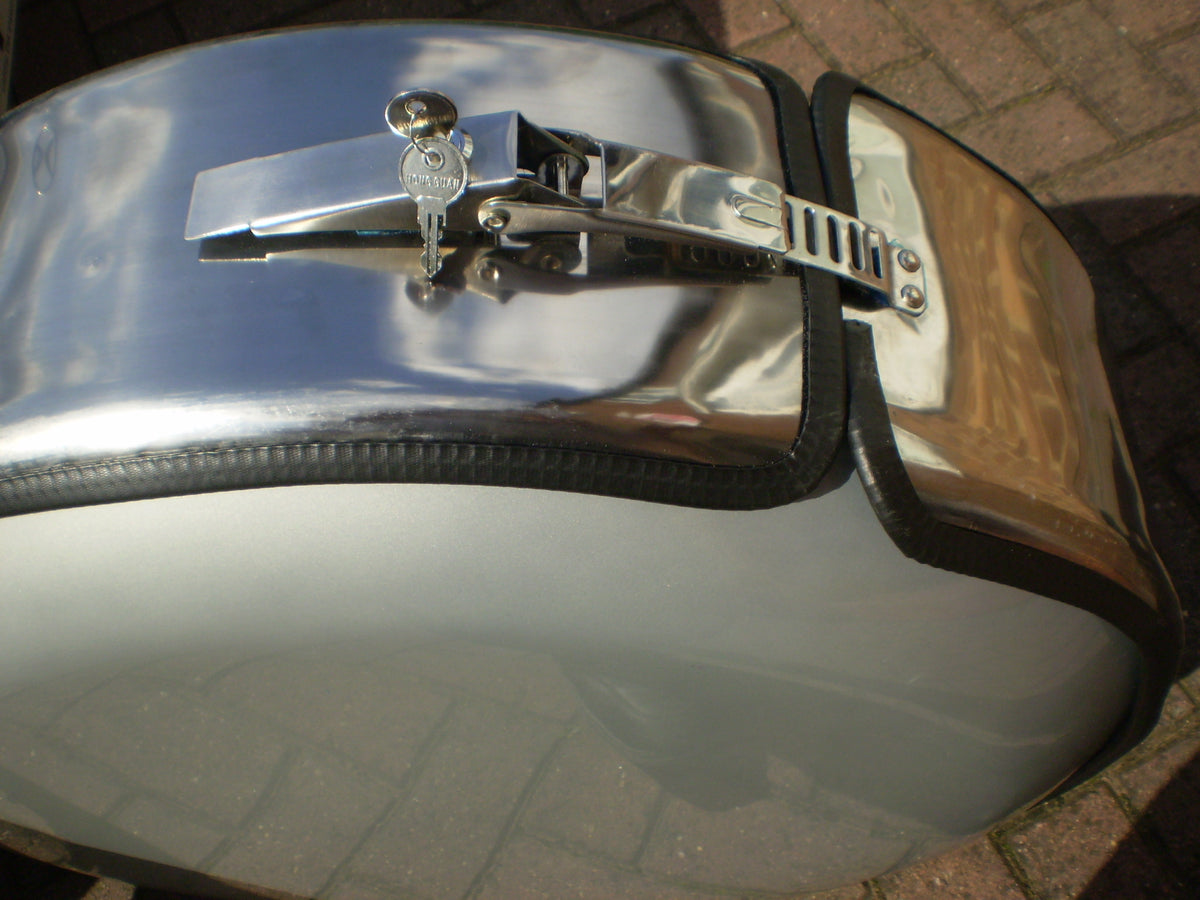 Chrome Stainless Steel Metal ring tyre tire 4x4 rear spare wheel cover wheelcover with lock and keys 