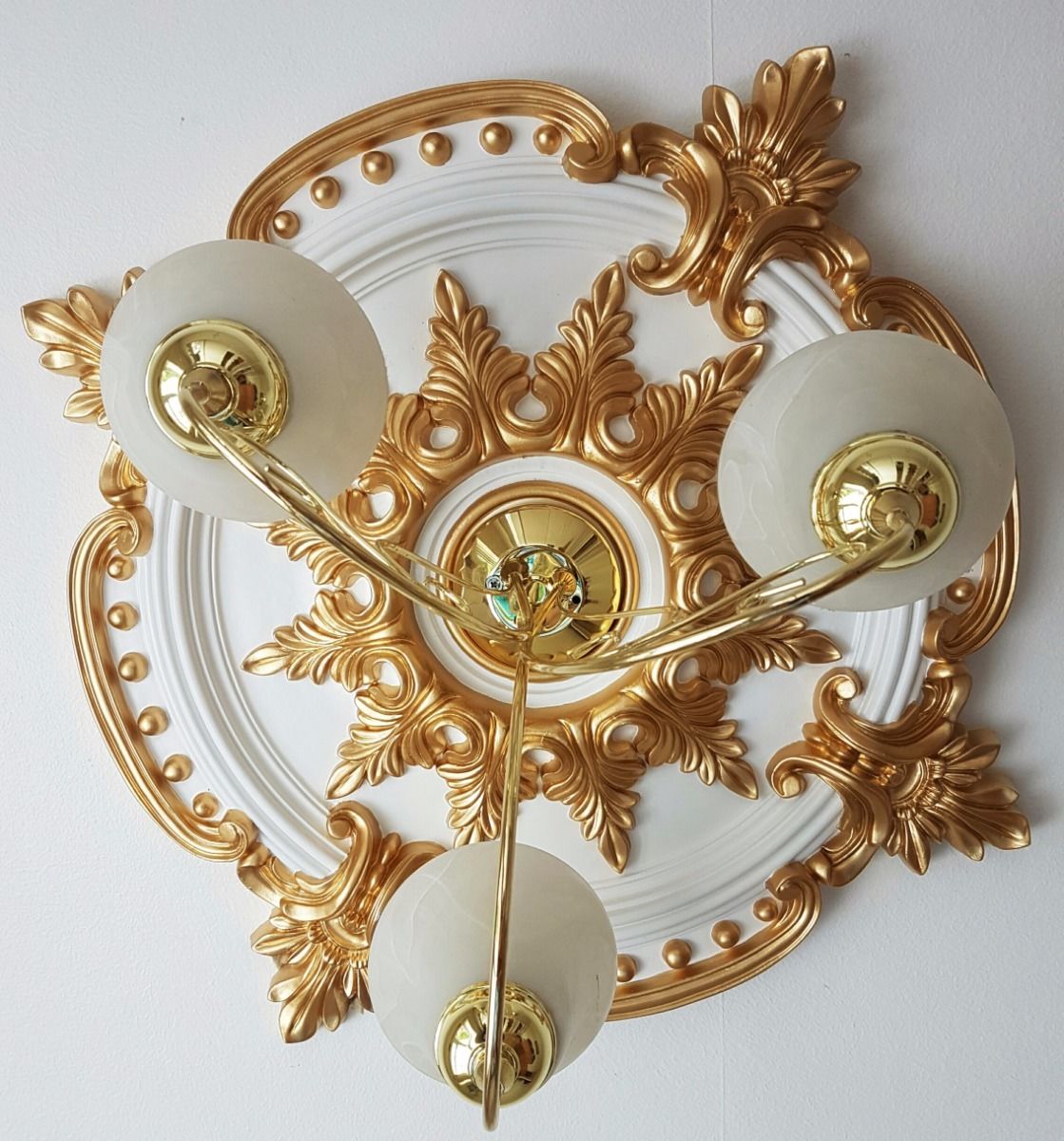 Large Beautiful Ornate GOLD Ceiling Rose Decor Victorian Medallion 72cm CR7G